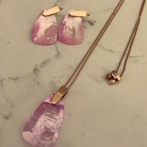 Kendra Scott pink set- matching necklace and earrings